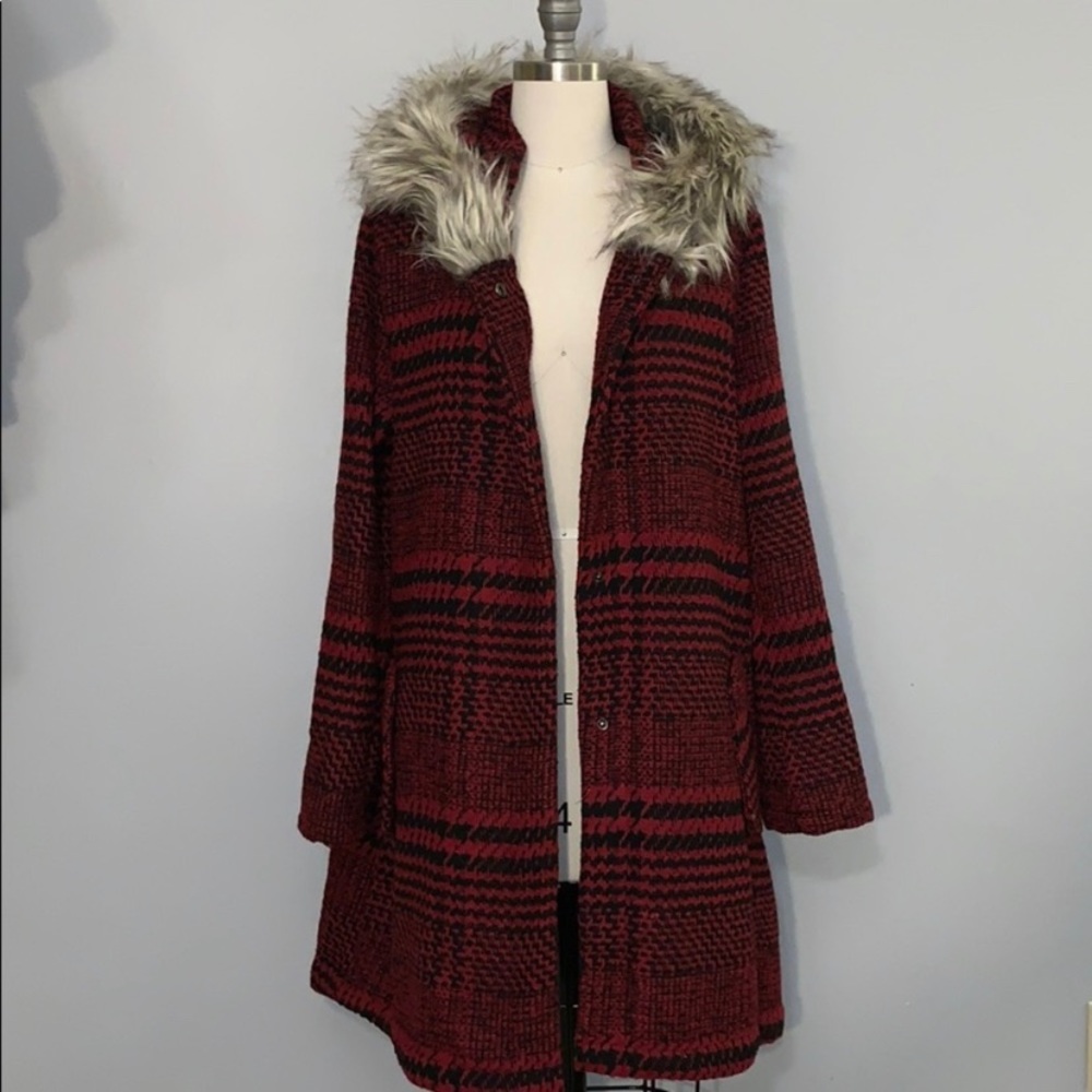 BB DAKOTA COAT NWT